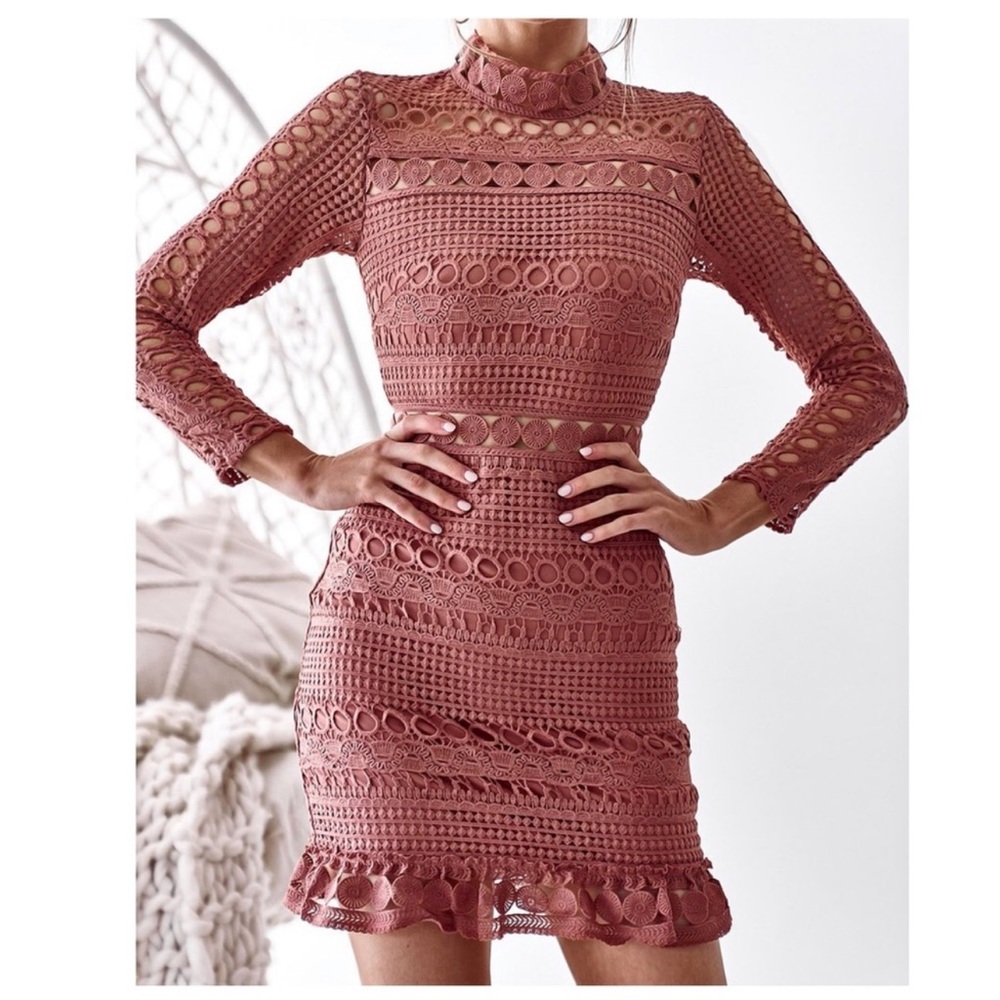 Two Sisters mauve pink crochet style long sleeve high neck mini dress, boutique